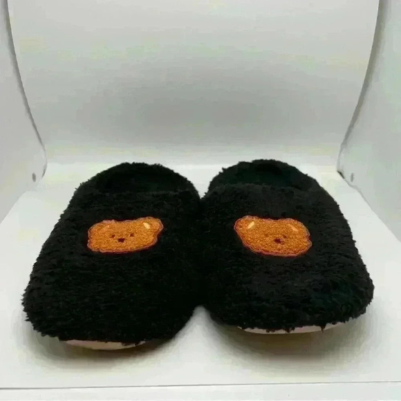 Teddy Bear fluffy bedroom slippers 
Size EUR37-38  condition new - Picture 3 of 7
